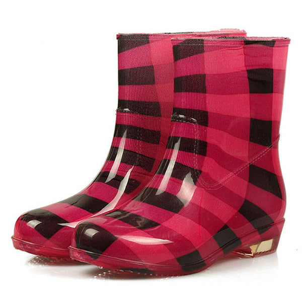 Low-heel ankle rain boots